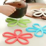 flower shape anti slip pot holder pan pad bowl plate dish place mat cup coaster kitchen dining table silicone heat proof mat