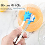multifunctional mini reacher tongs silicone hand shape tongs