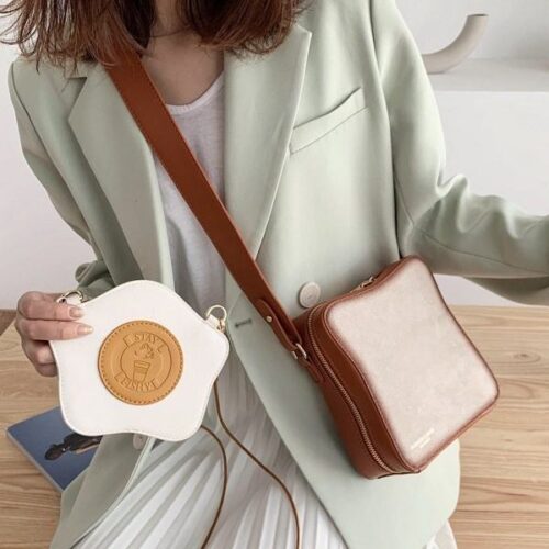 quirky "fried egg toast" crossbody bag unique & fun shoulder bag