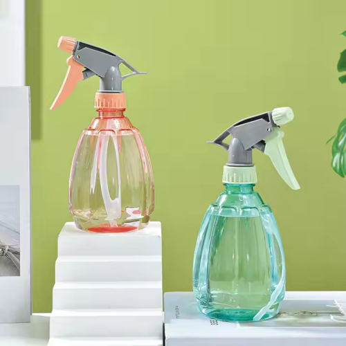 500ml high capacity adjustable spray bottle