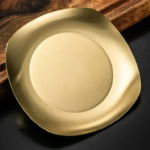 10 pieces golden crockery set design one