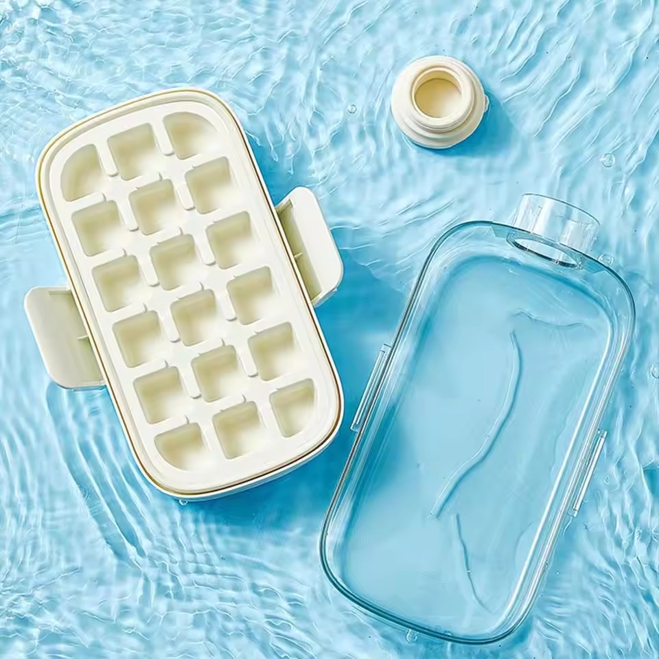 2 In 1 Ice Maker Ice Cube Bottle