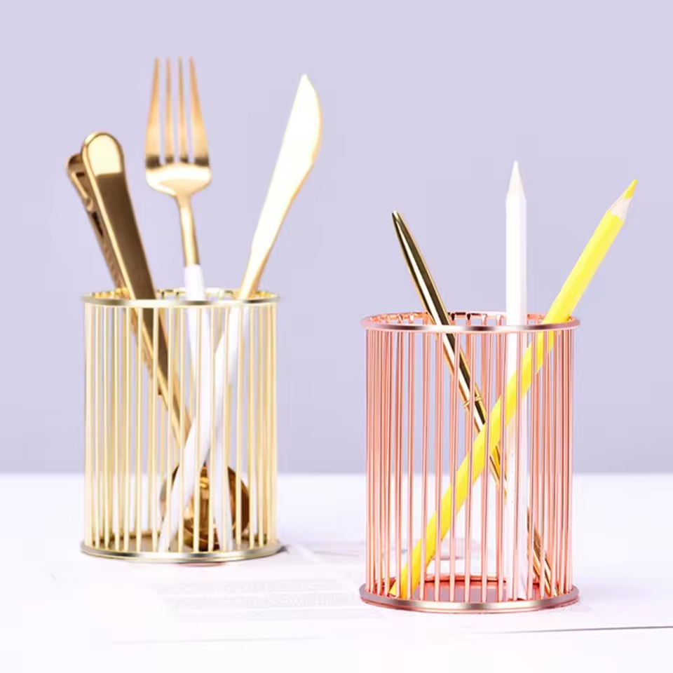 Nordic Wire Metal Desktop Pen Makeup Organizer
