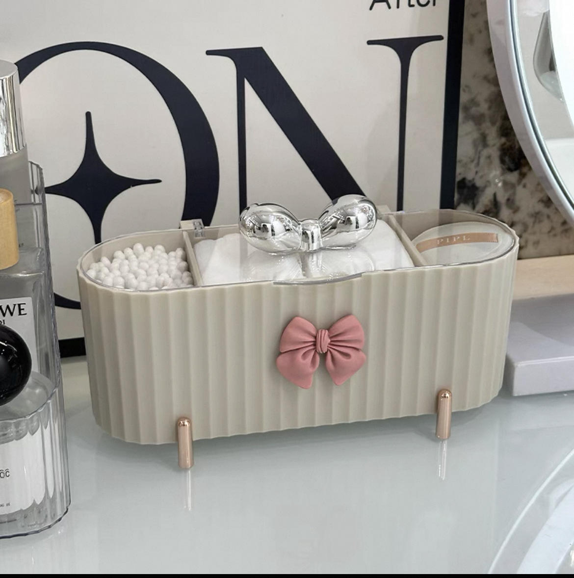 Cute Bow Fluted Cotton Pad And Swab Organizer