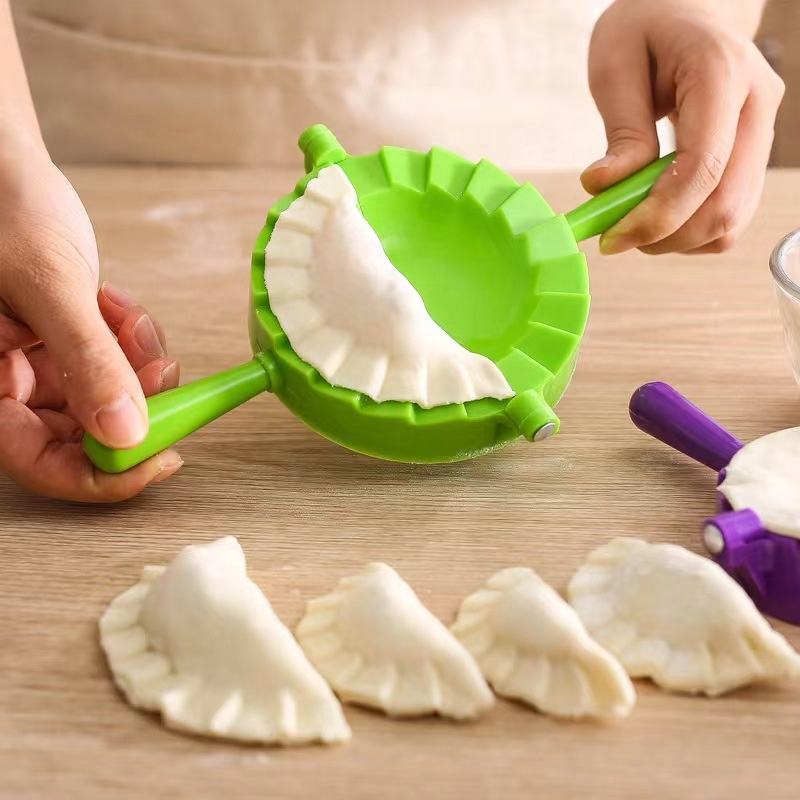 Manual Plastic Dumpling Maker Mold Press Kitchen Gadget