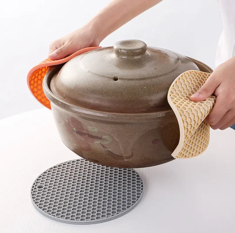 Round Honey Comb Silicon Placement Anti Scalding Non-Slip Pad