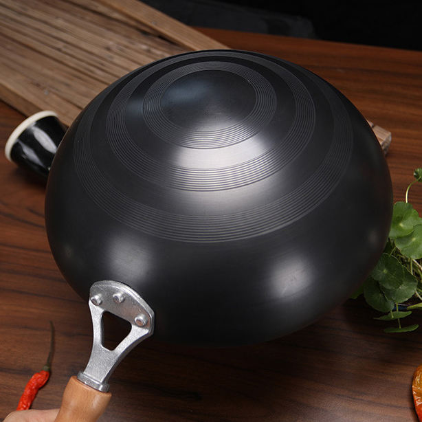 Prestige Classique 26 Cm Non-Stick Karahi / Wok Pan