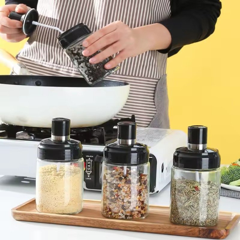 Premium Glass Jar With Spoon (1pc)