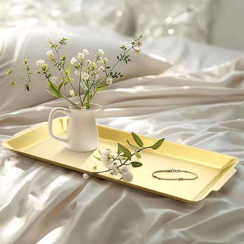 GOLDEN STAINLESS STEEL RECTANGULAR SERVING TRAY