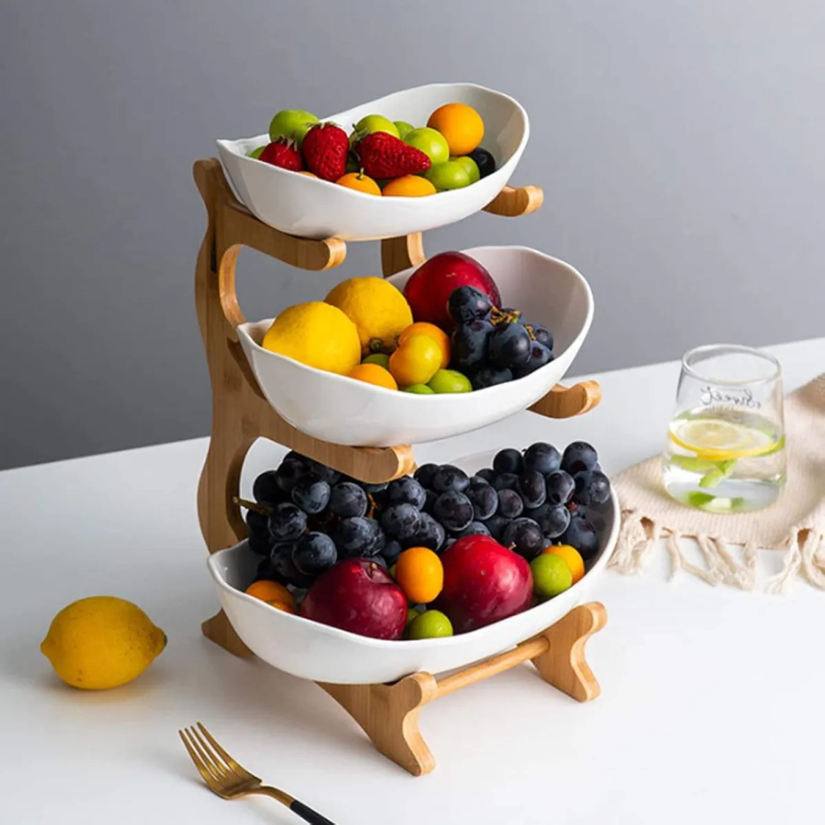 3 LAYERS  PLASTIC  SERVING  DISH